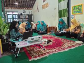 Pembinaan PKK Kalurahan Ngipak