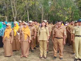 Pemerintah Kalurahan Ngipak Ikuti Upacara Pengibaran Bendera HUT ke-81 Kemerdekaan RI